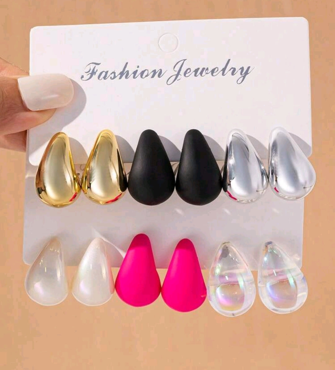 ARETES GOTA PEQUEÑOS