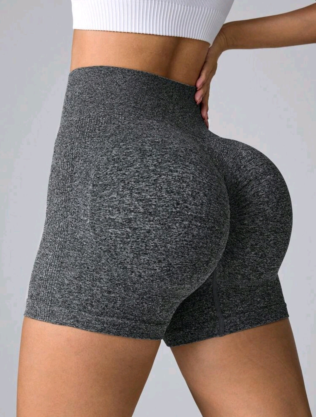 SHORT AMIRA